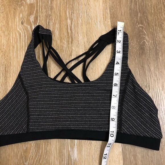 VMMA Fitness Sports Bra Black cross back size S/M - Picture 7 of 7